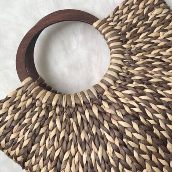 SALE..Large Tote Straw Bag‎ - Picture 4 of 4